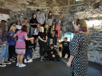 Teatri- ja Muusikamuuseum. Kohtumine Ülle Kaljustega